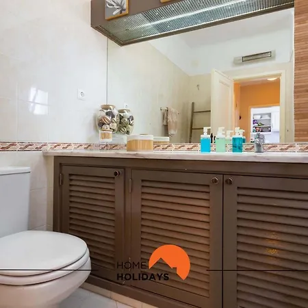 #121 Aconchegante T1 Em By Holidays