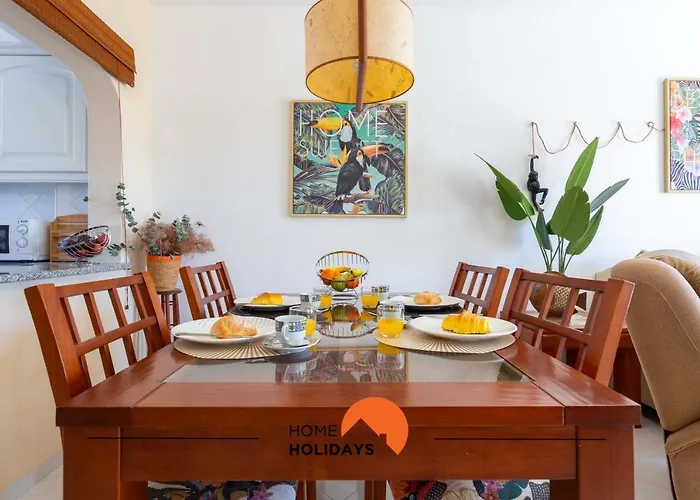 #121 Aconchegante T1 Em By Holidays Apartment *