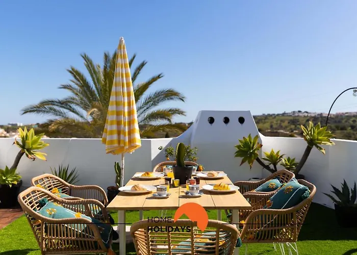 #121 Aconchegante T1 Em By Holidays Apartment *